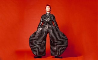 Aladdin Sane tour 1973. Design by Kansai Yamam